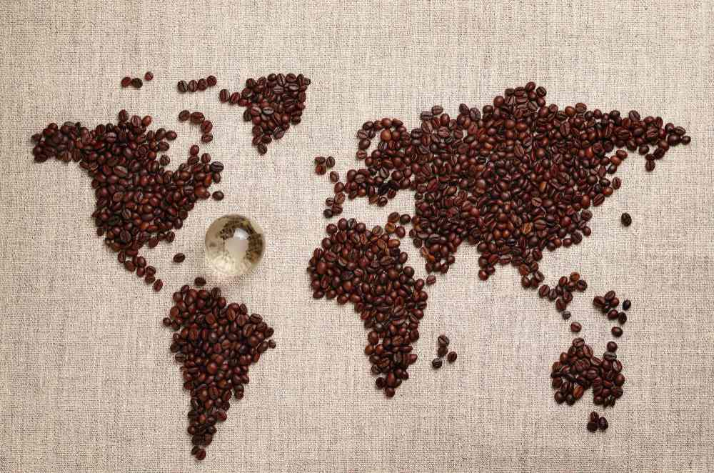 carte du monde en grains de café